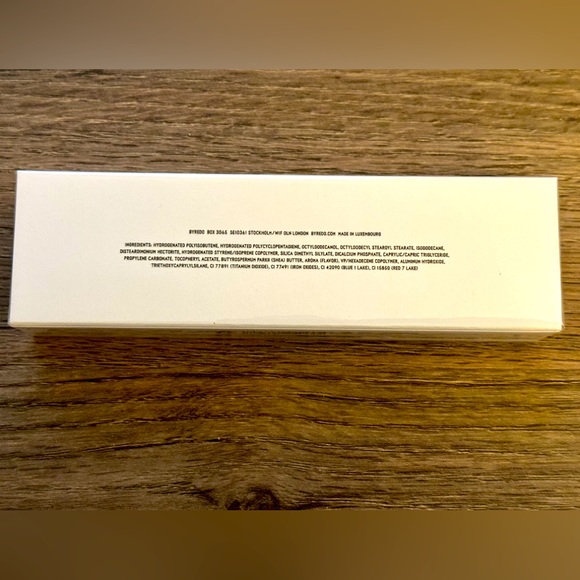 BYREDO REASONABLE DOUBT LIQUID LIPSTICK VINYL (NEW IN SEALED BOX, NEVER USED) - Picture 5 of 6